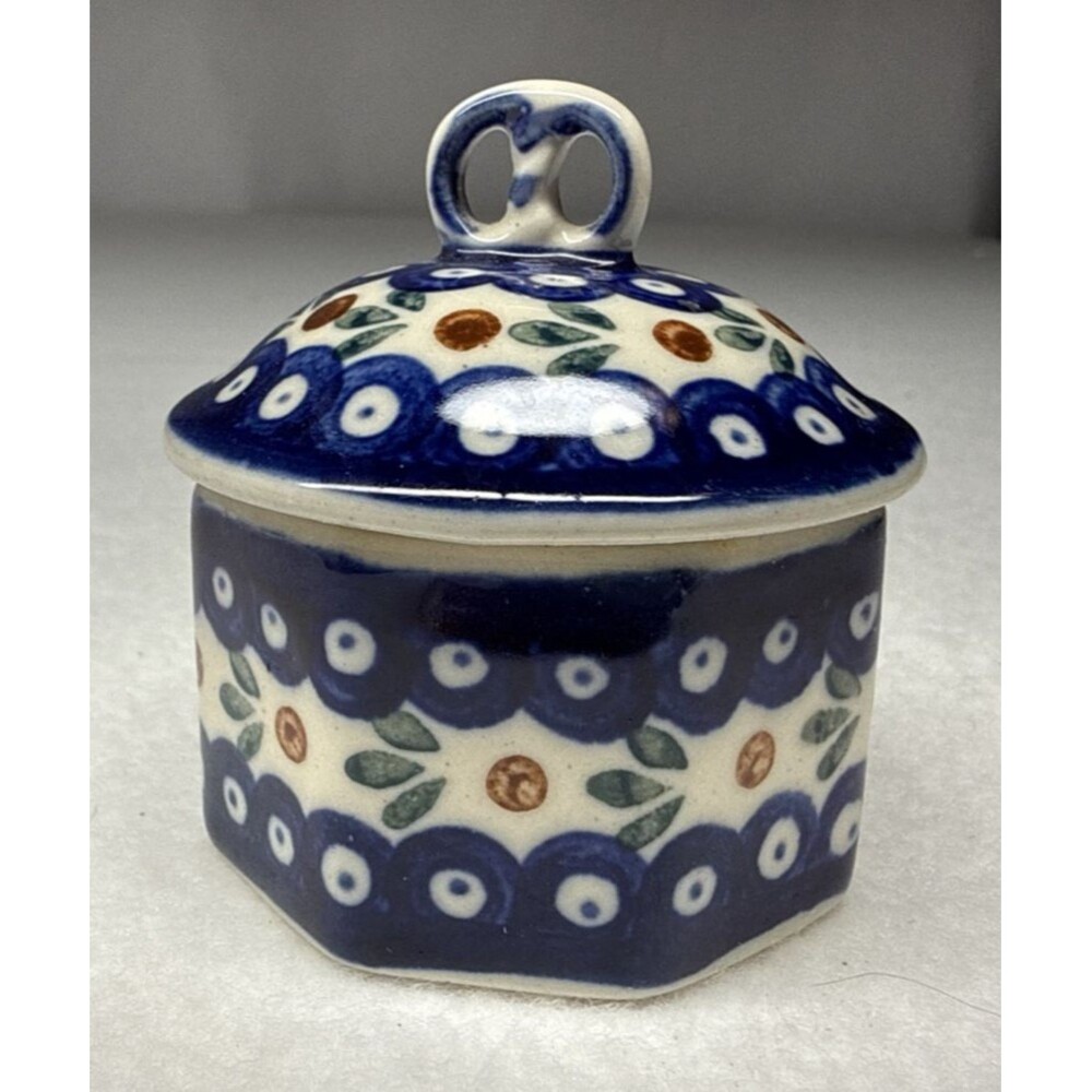 Boleslawiec Polish Pottery Covered Trinket Box Blue Eyes Pattern Hand Painted
